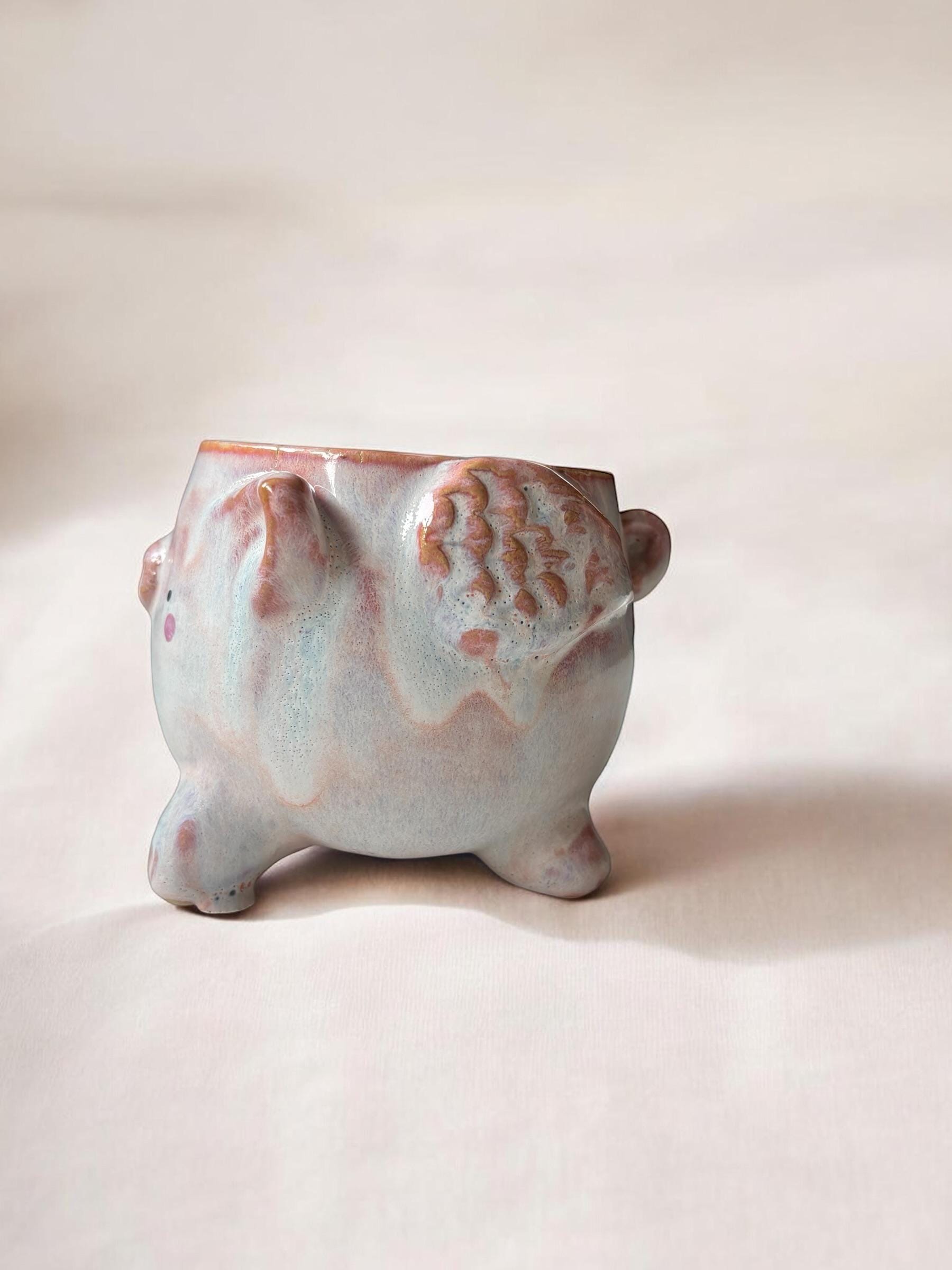 Grande tasse cochon ailé faite main – Mug céramique artisanal – Tasse kawaii cochon volant – Mug mignon – Idée cadeau originale